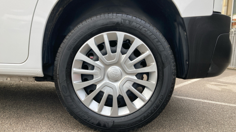 Toyota Proace City L1 Diesel 1.5D 100 Icon Van [6 Speed]